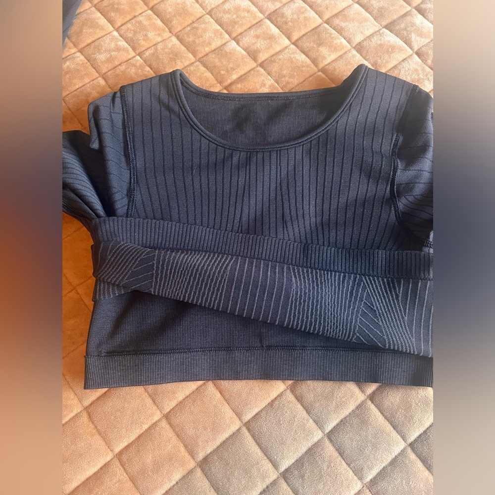 lululemon ebb to street long sleeve